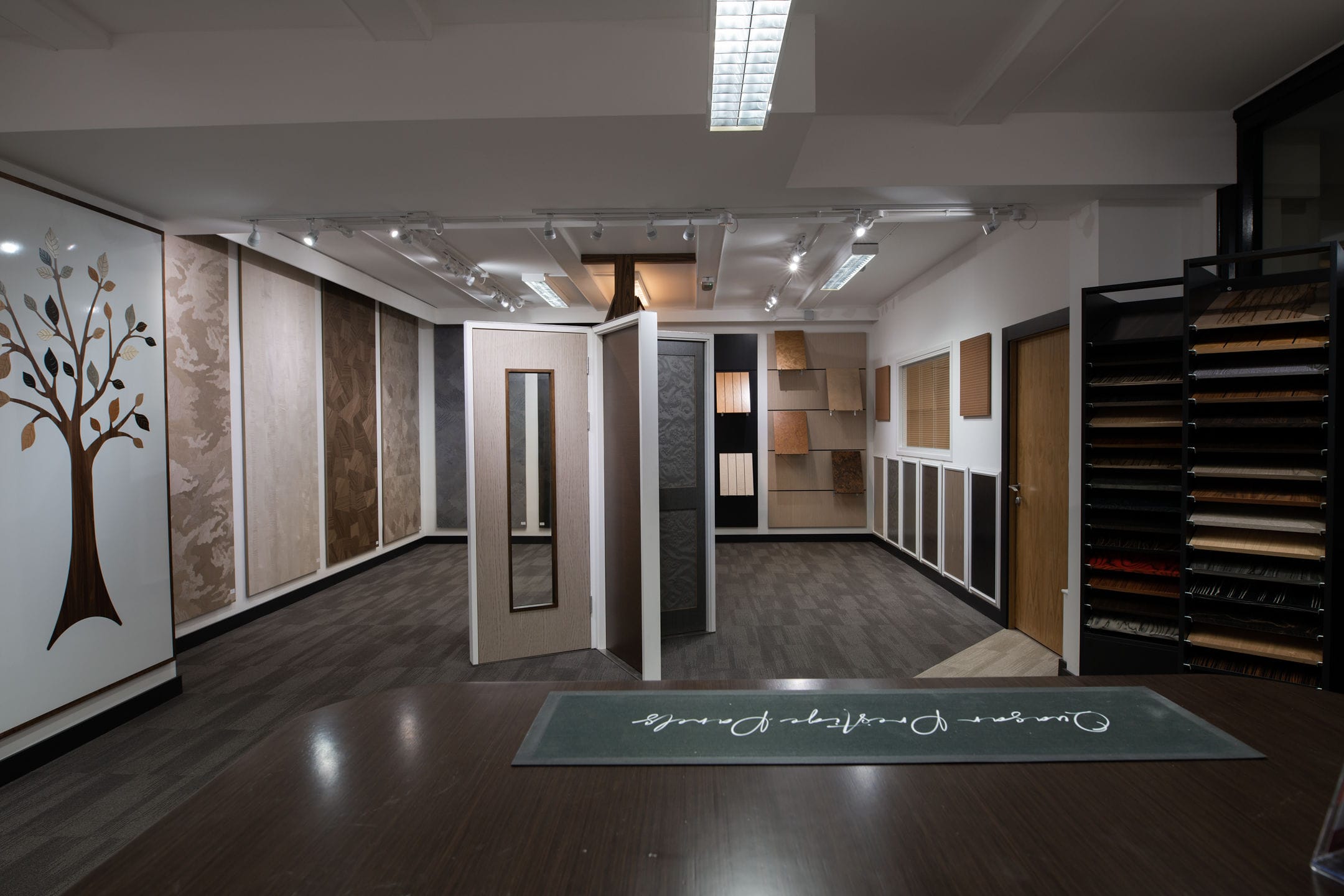 Bespoke veneer layon example